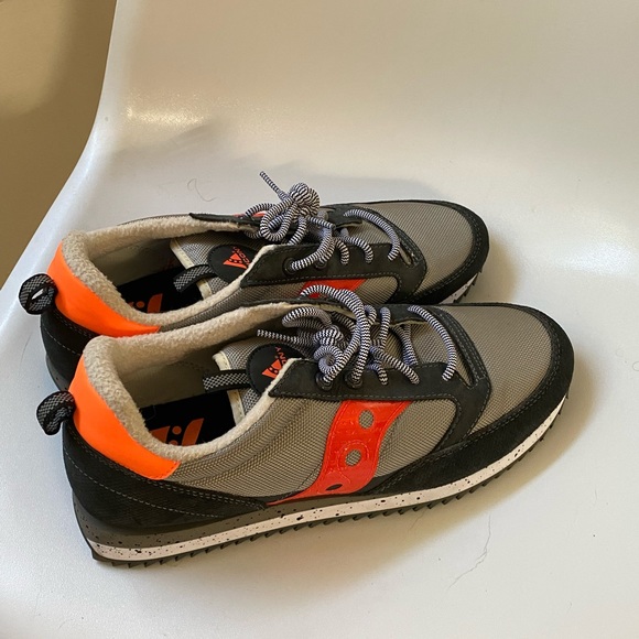 Men’s Saucony sneakers size 12M - Picture 1 of 4